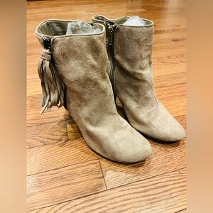 Women's Tan Suede Ankle Boots